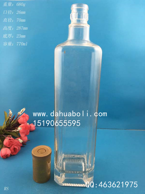 750ml長(zhǎng)方形玻璃酒瓶