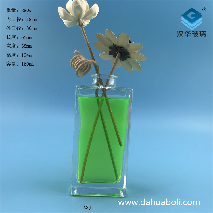 150ml長(zhǎng)方形無火藤條玻璃揮發(fā)器