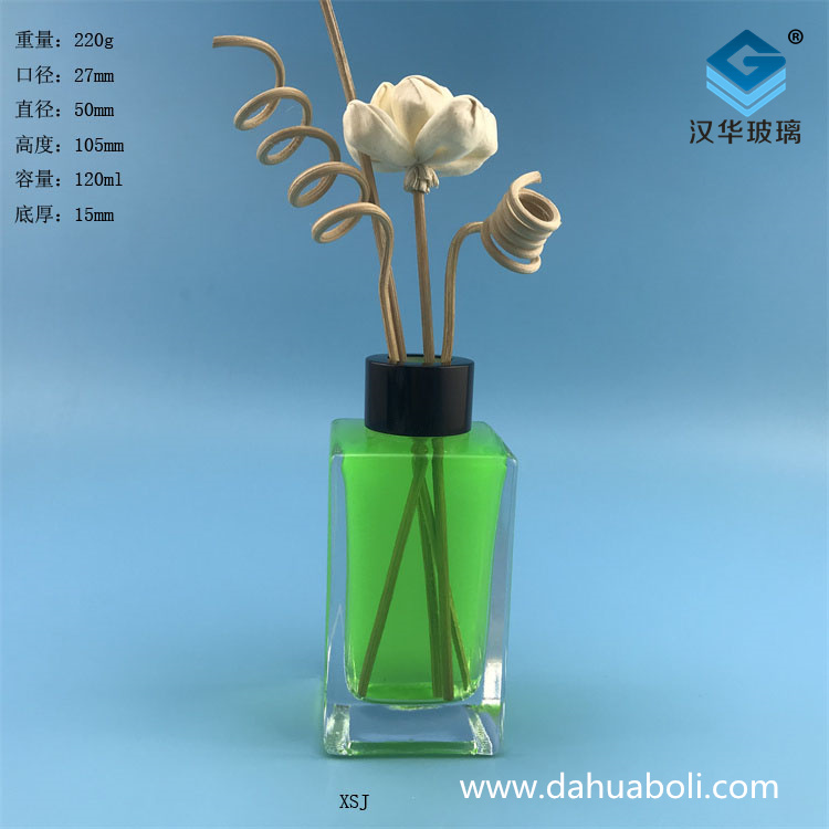 批發(fā)120ml長方形絲口香薰玻璃瓶